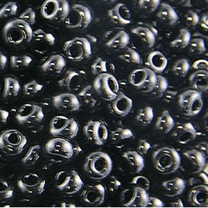 Preciosa Czech Seed Beads 10/0 - Opaque Black 23980 - 25g Bag