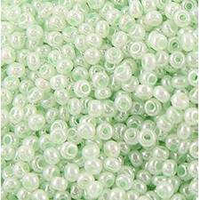 Preciosa Czech Seed Beads 10/0 - Pearlized Green - (25g Bag)