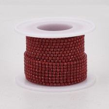 SS6 Colour Plated Metal Chain with Red Glass Stone - 10yd Roll 