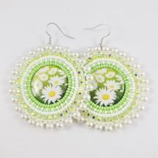 Authentic Native Beadwork, White Daisy Flowers, Seed Beaded Earrings on Hooks