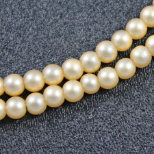 6mm Spray Painted Transparent Glass 31" Strand - Egg Shell