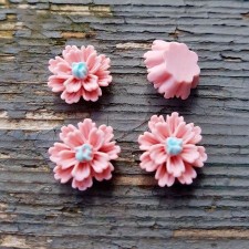Light Pink Resin Flat back Flower 12mm