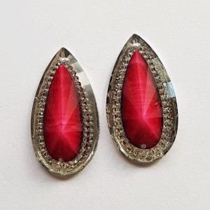 Red Faceted Inlay Sew On Teardrop 30x20mm Pair