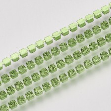 SS6 Colour Plated Metal Chain with Peridot Green Glass Stone - 1 Yd