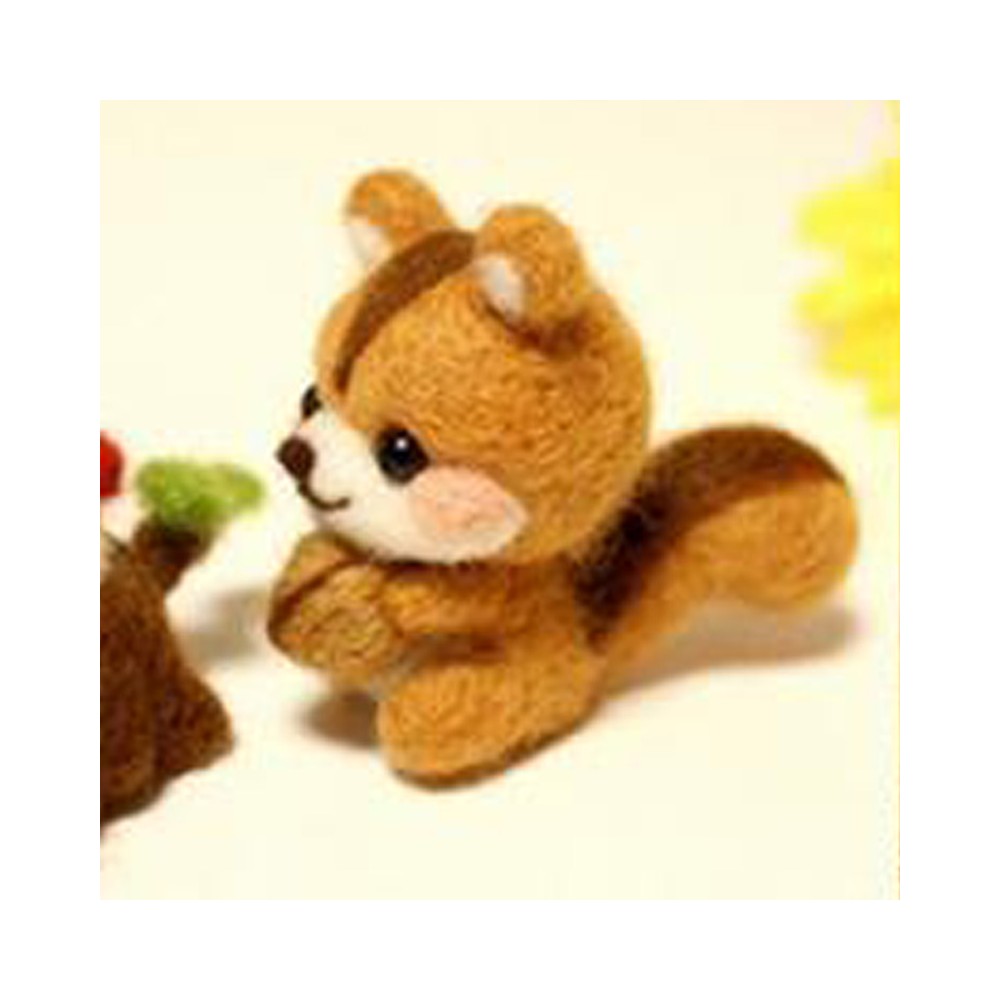 Brown Squirrel Needle Felting Starter Kit, with Wool Felt and Punch Needles