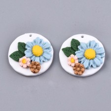 Handmade Polymer Clay Pendants, Round with Flower, Floral White, 30mm